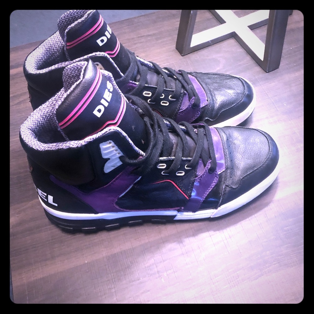 Size 11 high top diesel sneakers